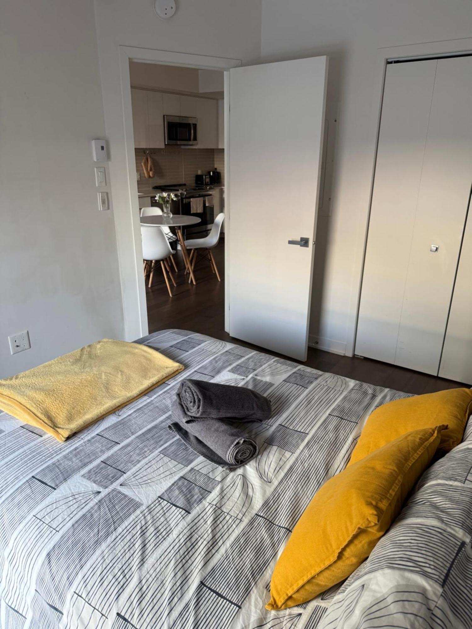 Condo In The Heart Of Downtown Montréal Exteriör bild