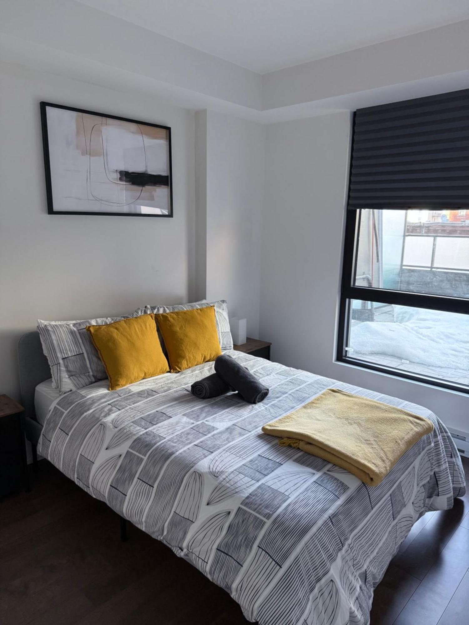 Condo In The Heart Of Downtown Montréal Exteriör bild